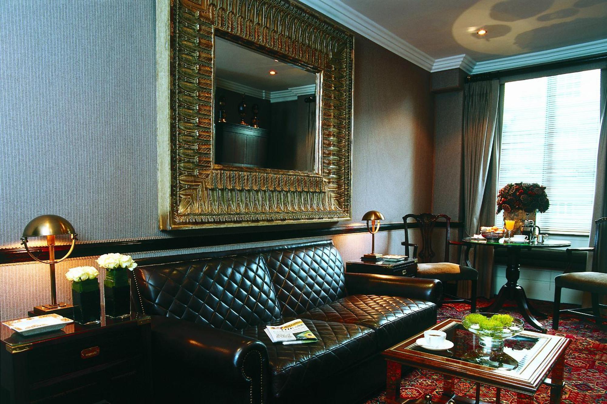 The Chesterfield Mayfair London Exterior foto