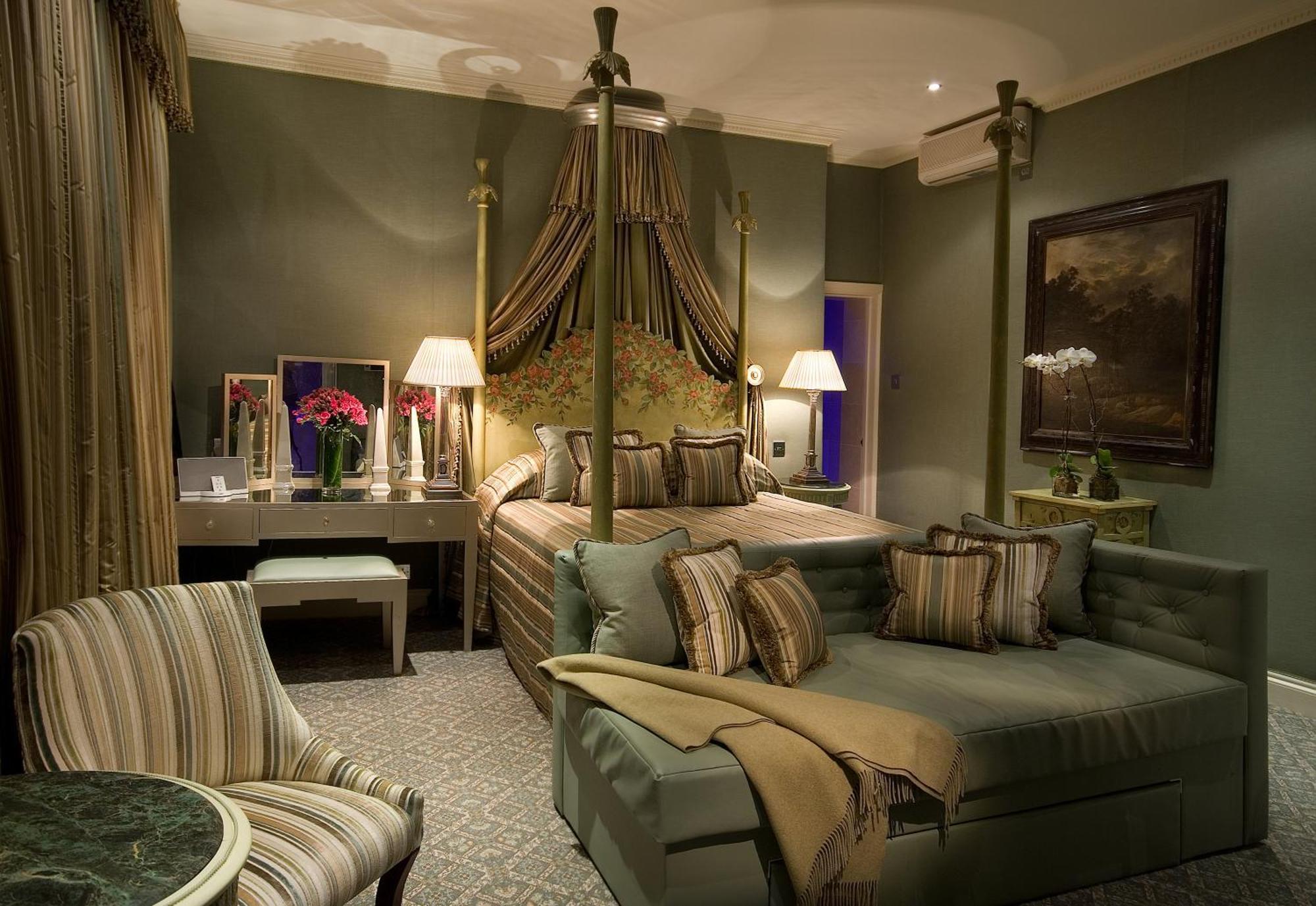 The Chesterfield Mayfair London Exterior foto