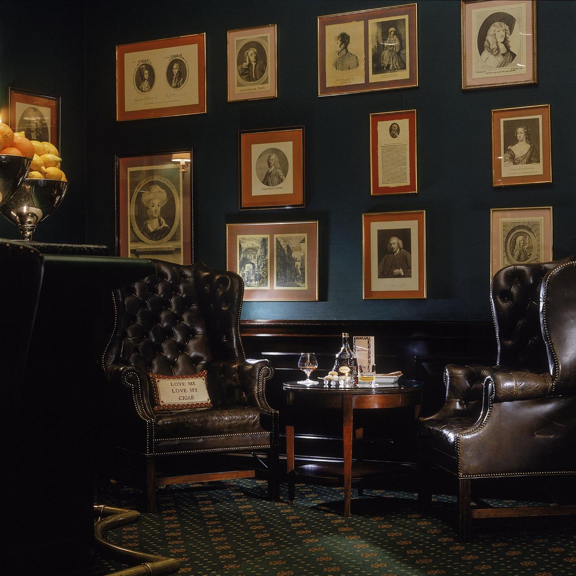The Chesterfield Mayfair London Exterior foto